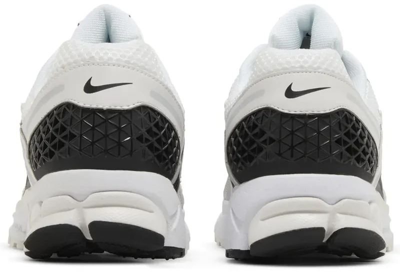Nike Zoom Vomero 5 White Black