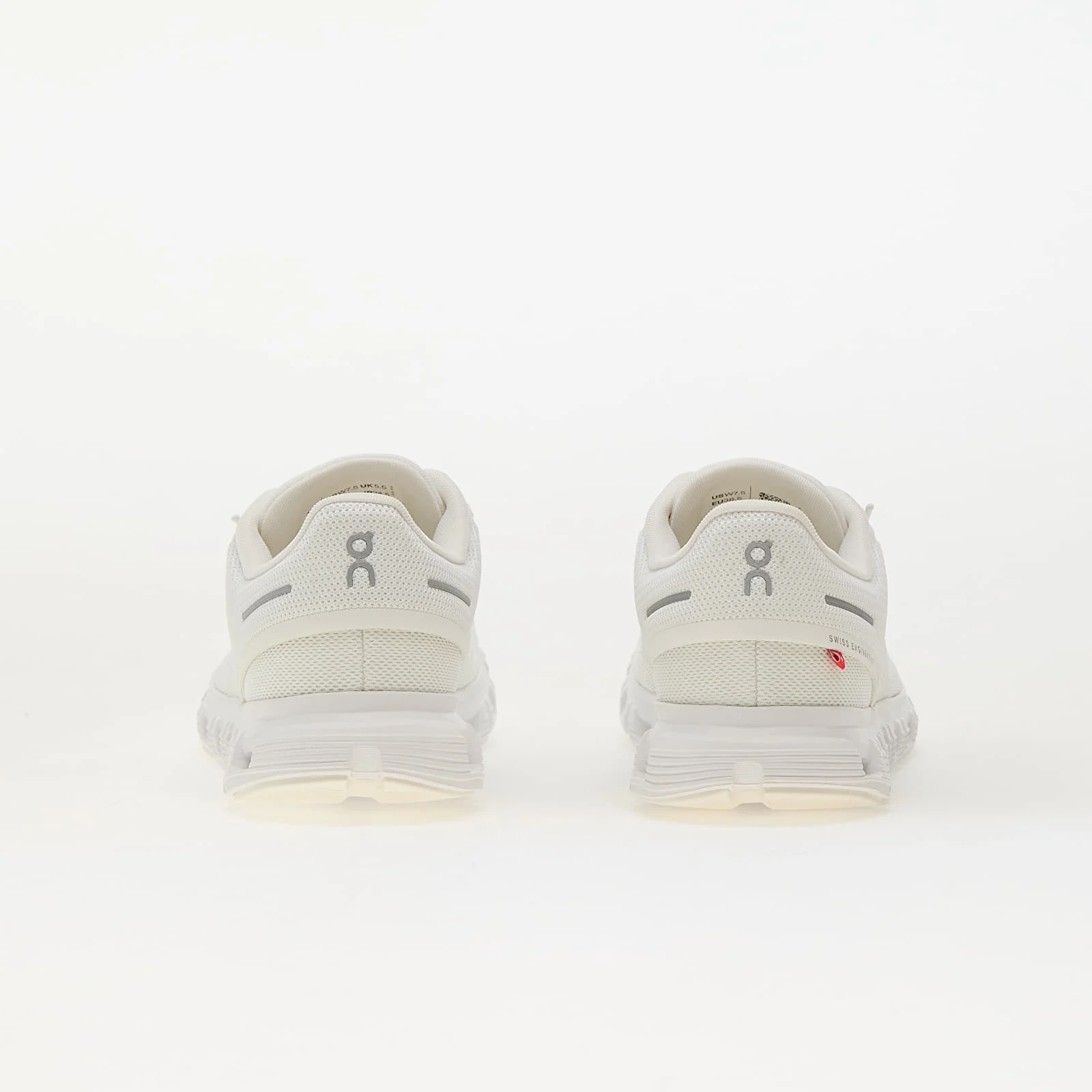 On M Cloud 6 White/ White