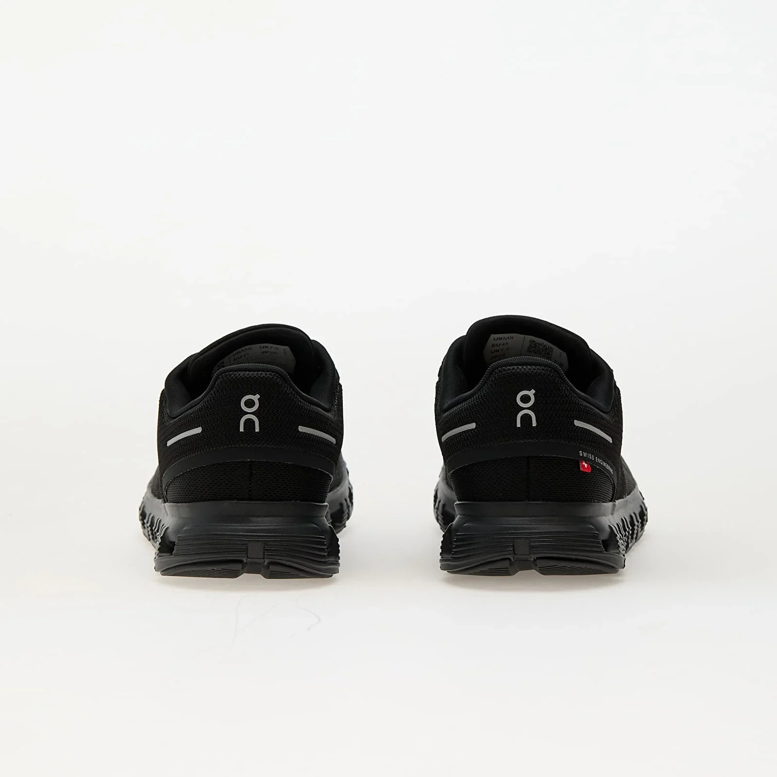 On M Cloud 6 Black/ Black