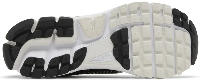 Nike Zoom Vomero 5 White Black